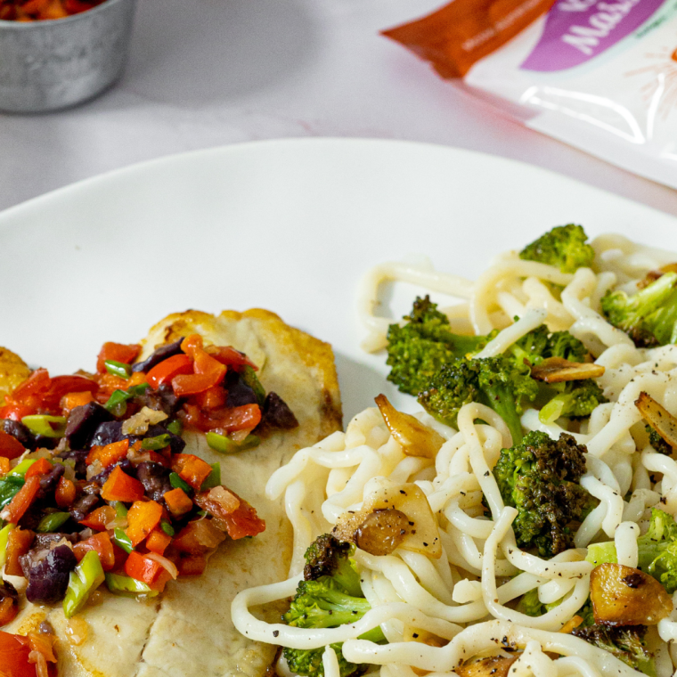 Bucatini_ao_Alho_e_Brocolis_com_Tilapia