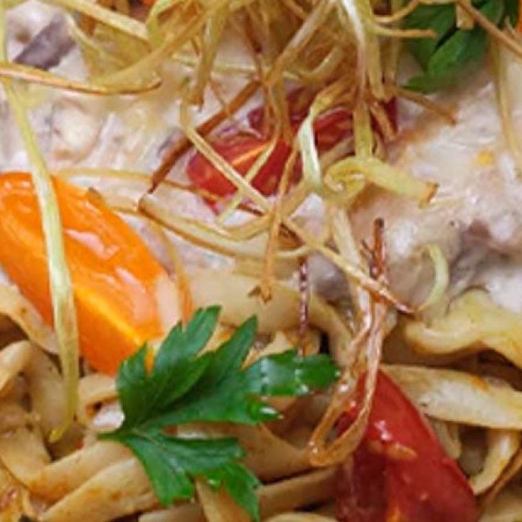 Imagem-banner-receita-Fettuccine-Com-Bacalhau-Cremoso-Gratinado